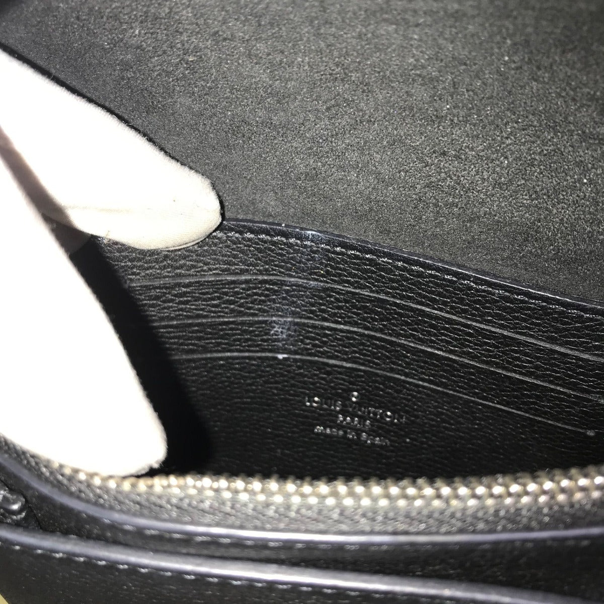 Louis Vuitton Pochette My Lockme Mini Chain Shoulder Bag Noir Black Price — view 16