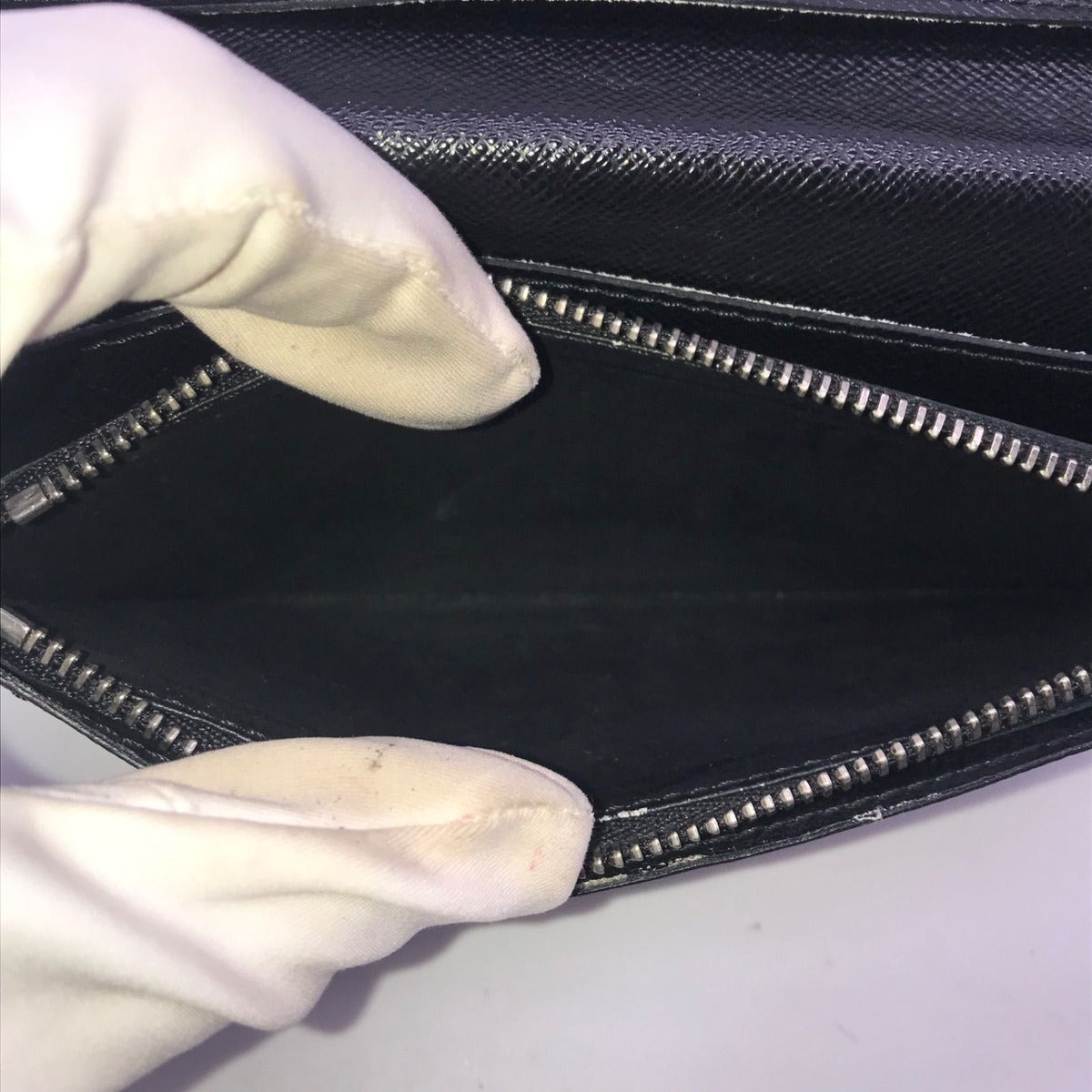 Louis Vuitton Damier Graphite Christopher Nemes Portefeuille Brazza Wallet — view 6