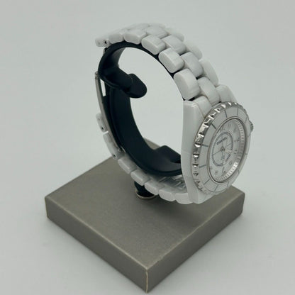 Chanel 33 mm White Watch — view 4