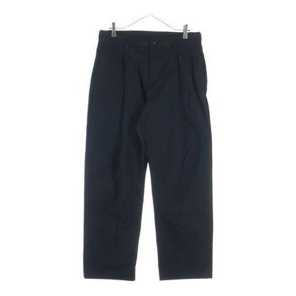 Moncler Pantaloni Trousers Back Logo Straight Nylon Pants
