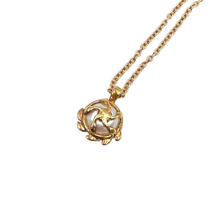Tiffany & Co Paloma Picasso Olive Leaf Pearl Freshwater Yellow Gold White — view 2