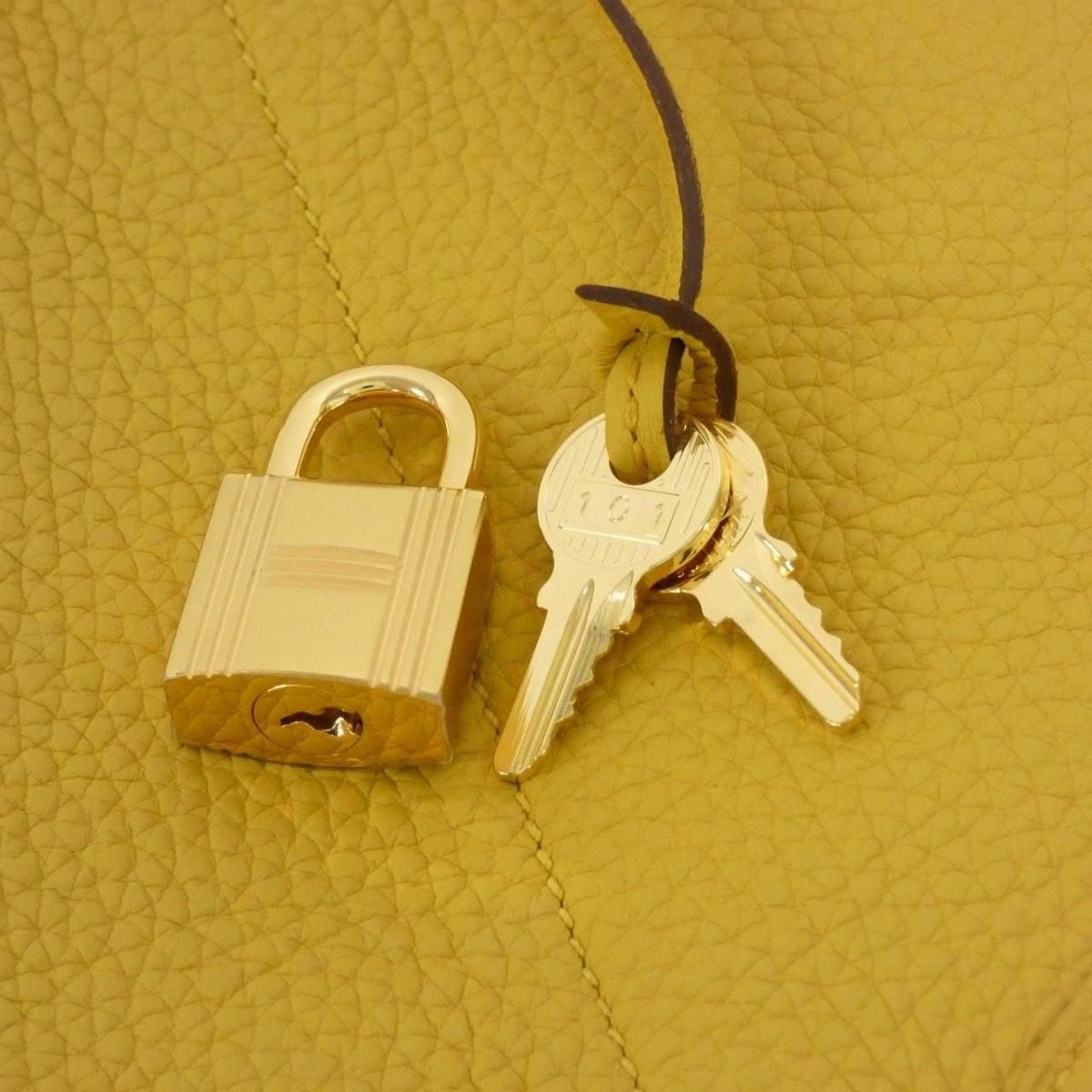 Hermes Bolide 31 cm Bag — view 5
