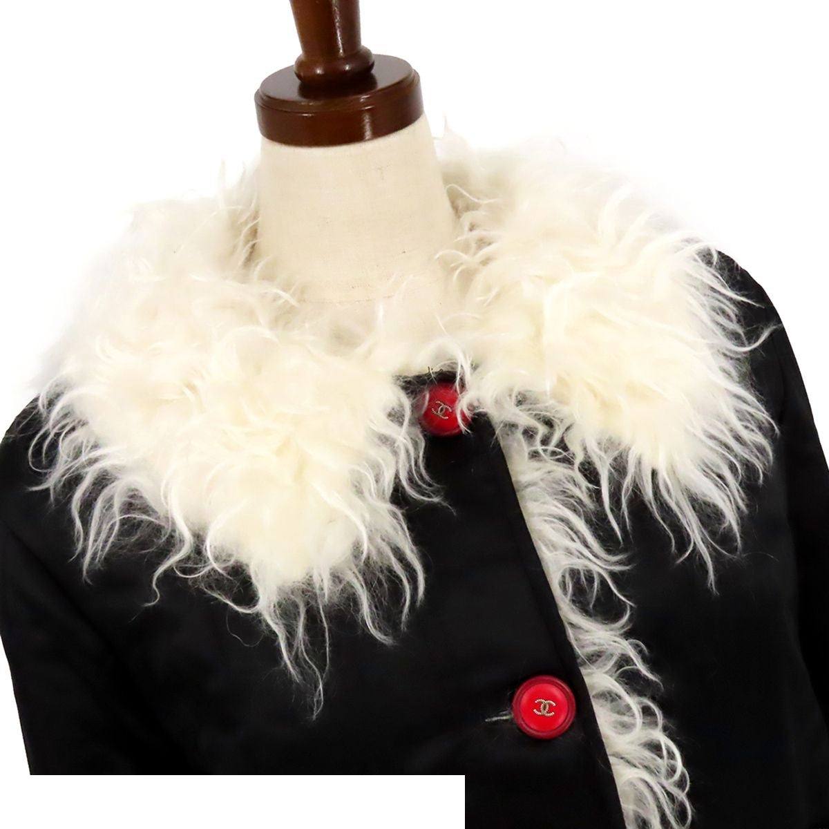 Chanel Down Coat Black Silk Polyester Mohair Coco Buttons Fur S 17P Jacket 36 — view 5