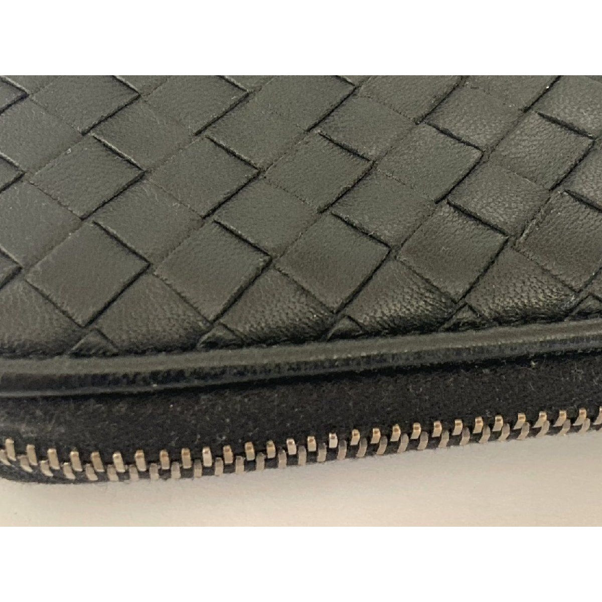 Bottega Veneta Leather Zip Around Coin Purse Intrecciato Black 7K — view 4