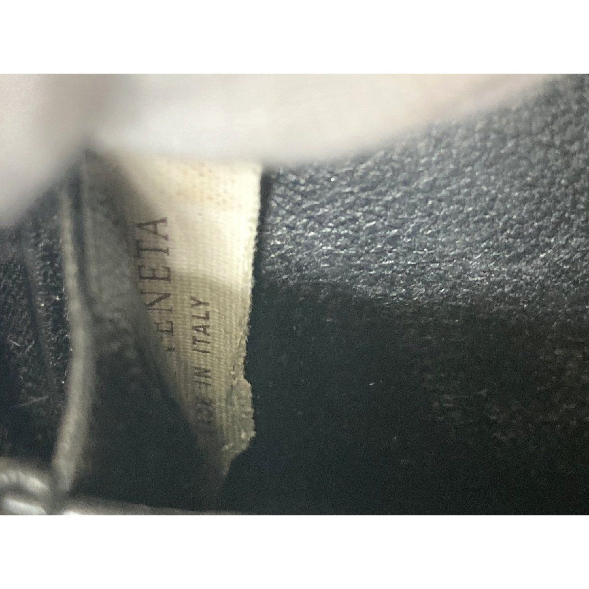 Bottega Veneta Leather Zip Around Coin Purse Intrecciato Black 7K — view 6