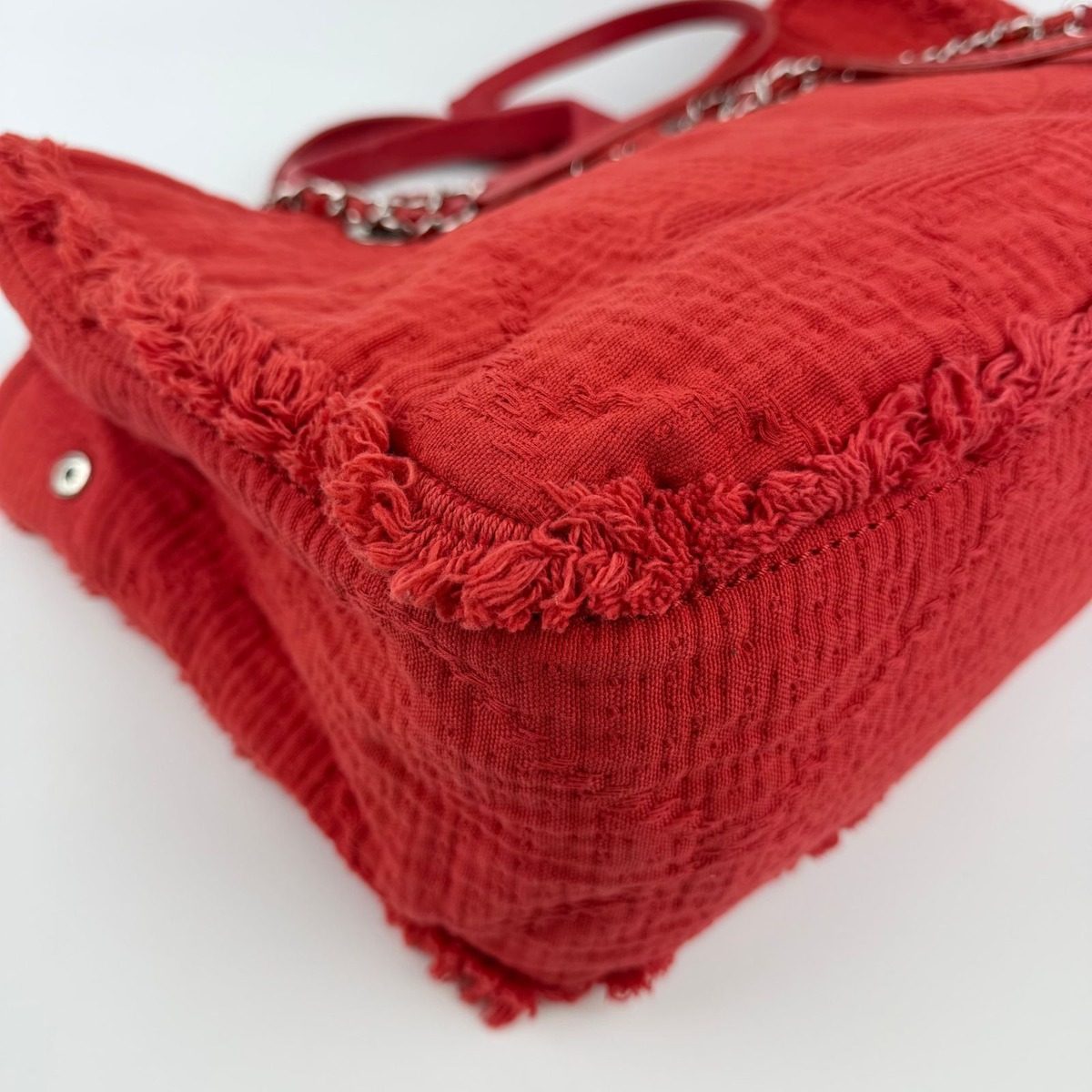Chanel CC Logo Tote Shoulder Bag Red Canvas Vintage — view 12