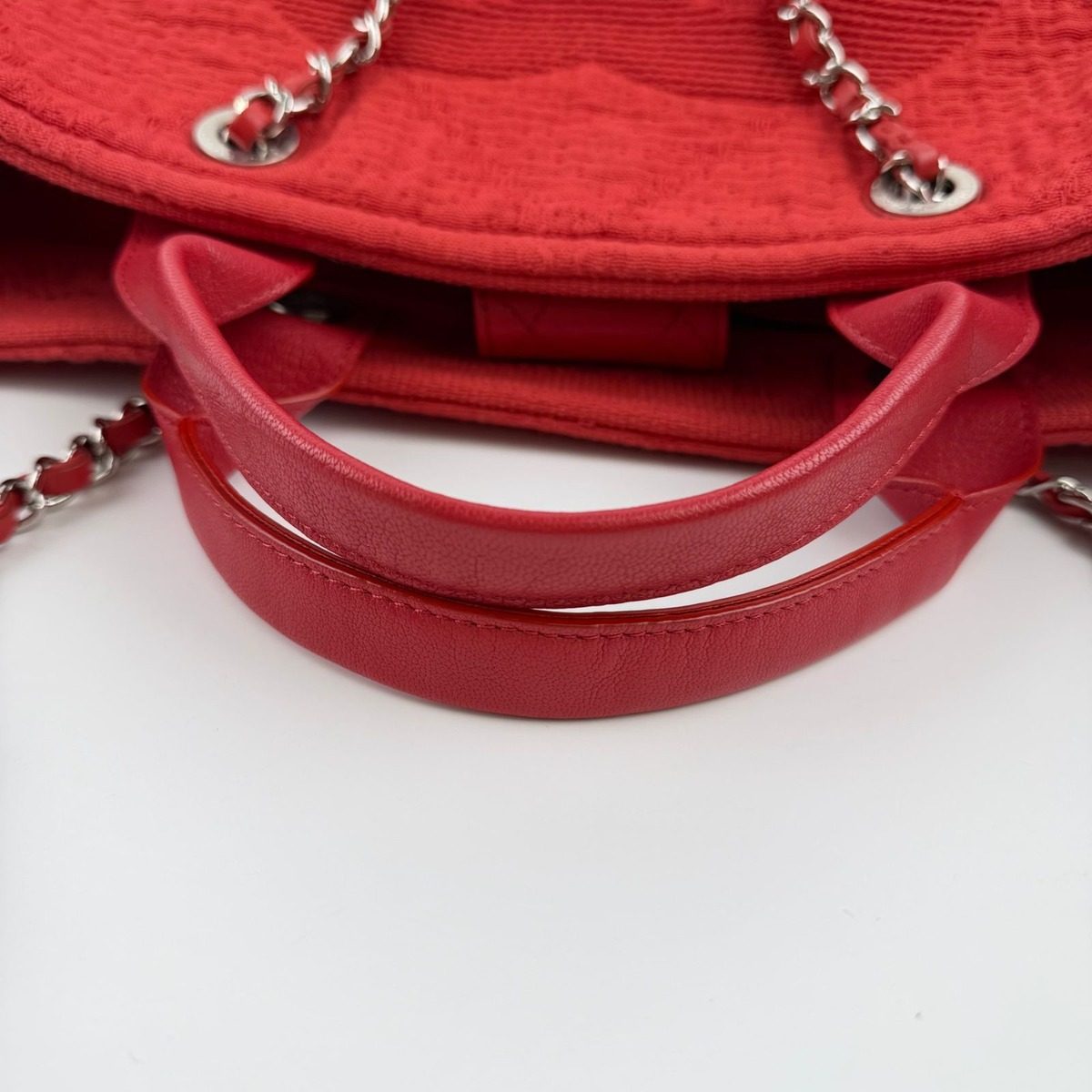 Chanel CC Logo Tote Shoulder Bag Red Canvas Vintage — view 13