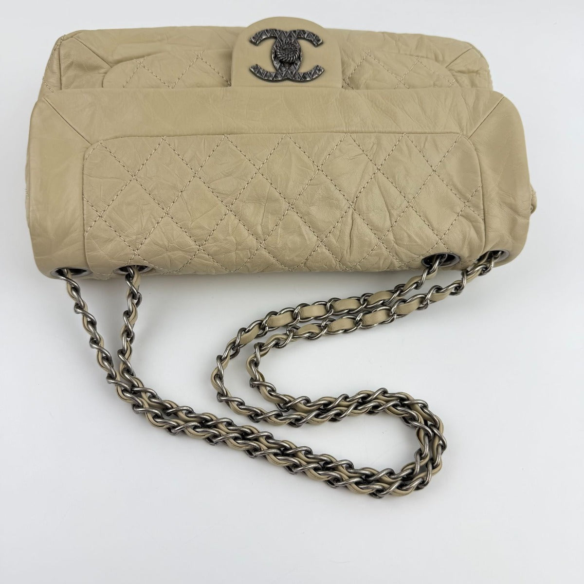 Chanel CC Logo Quilted Chain Shoulder Bag Beige Leather Vintage — view 13