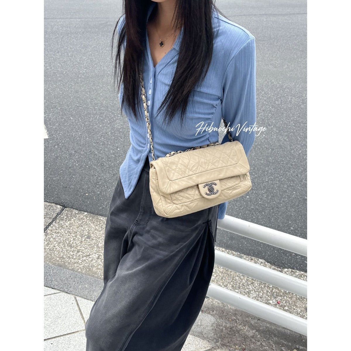 Chanel CC Logo Quilted Chain Shoulder Bag Beige Leather Vintage — view 2