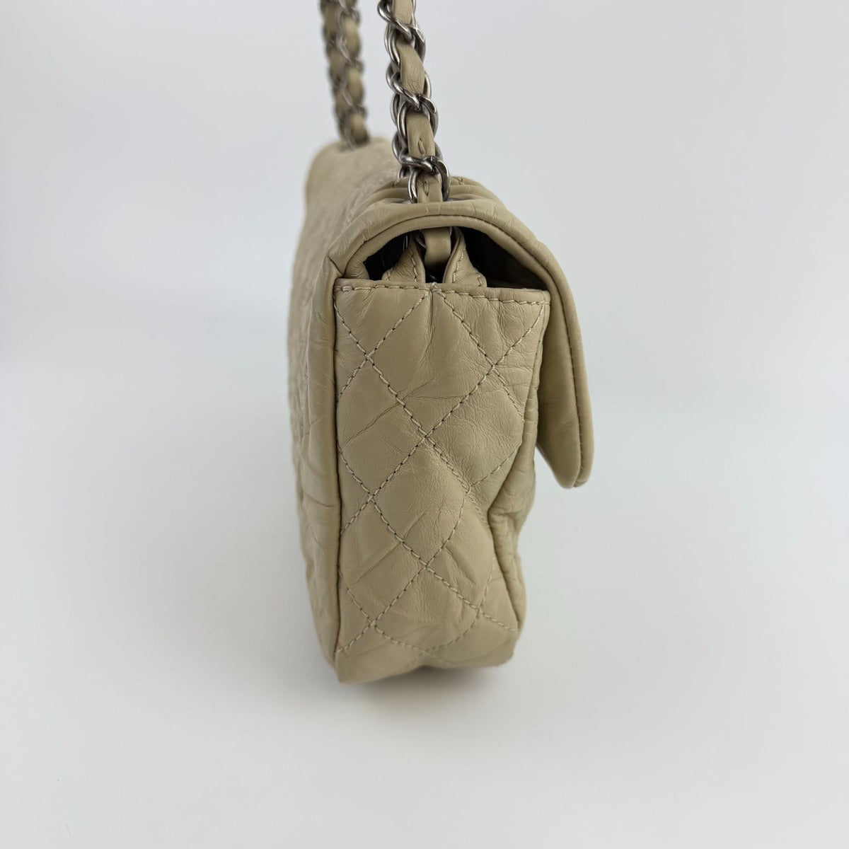 Chanel CC Logo Quilted Chain Shoulder Bag Beige Leather Vintage — view 8