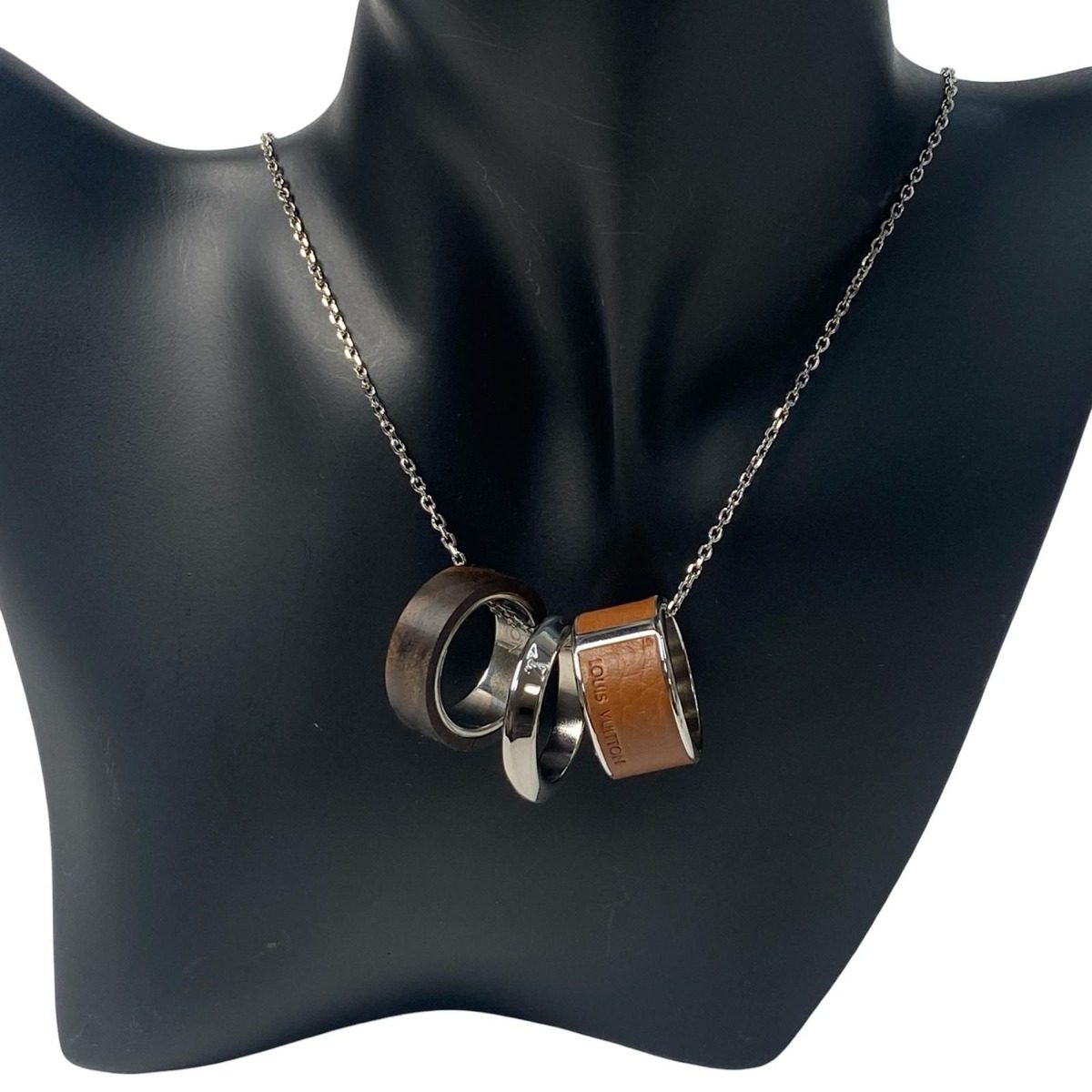 Louis Vuitton Ring Necklace