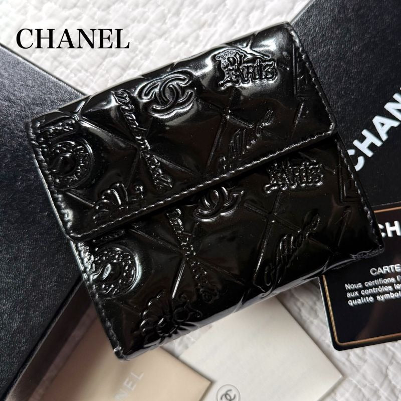 Chanel Icon W Hook Bifold Wallet Patent Leather Compact Coco Mark Black