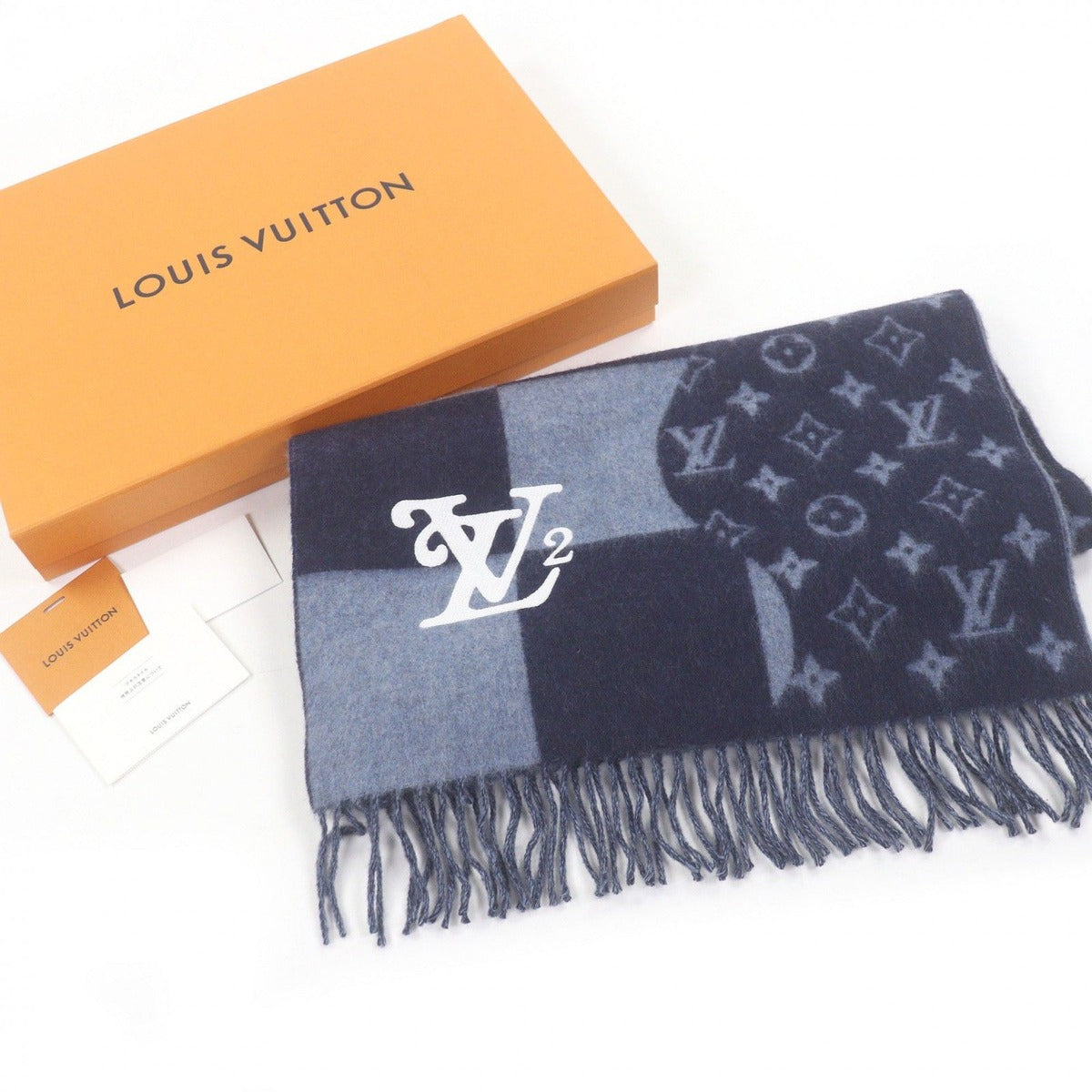 Louis Vuitton Nigo Echarpe Damier Giant Cashmere 100% Patch — view 2