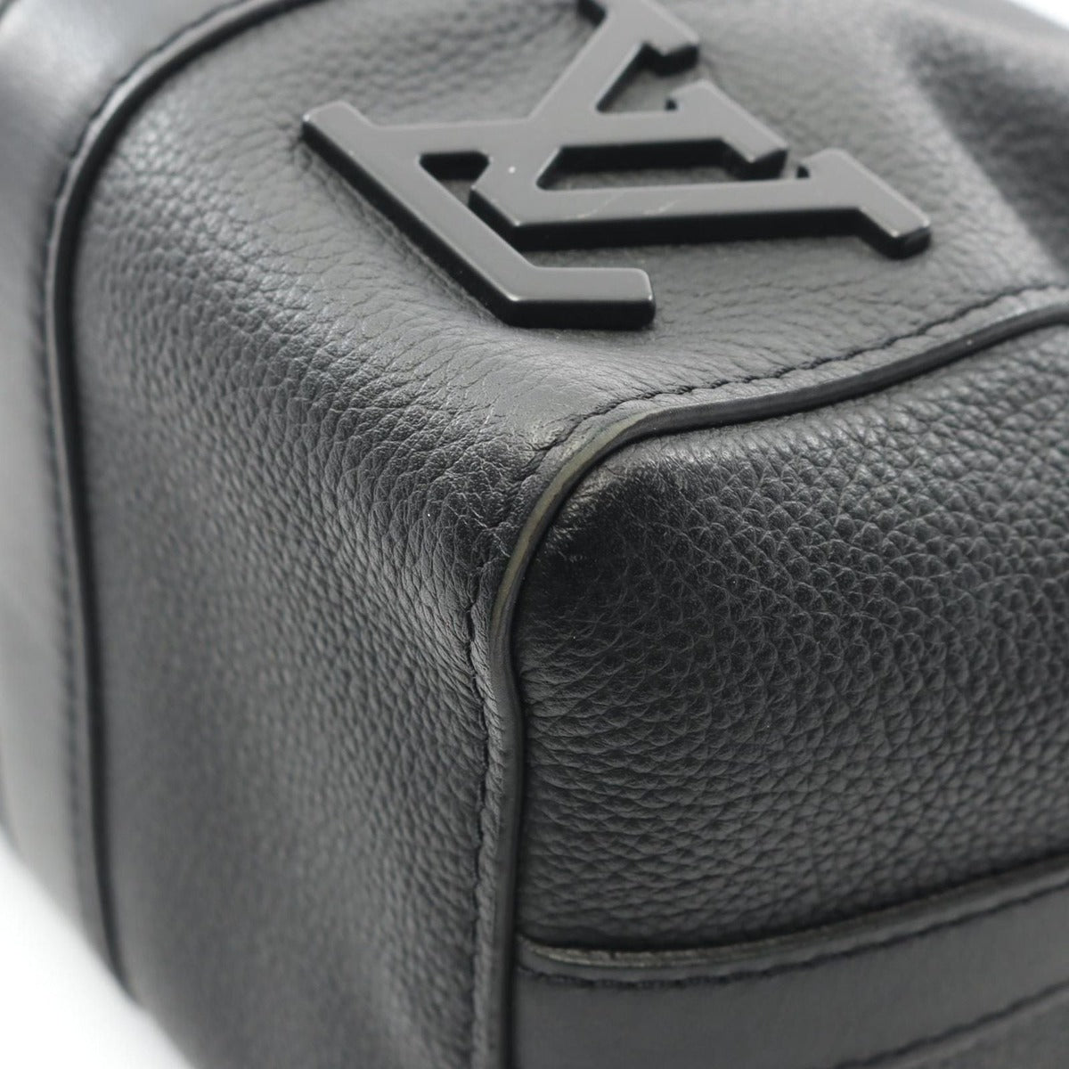 Louis Vuitton Shoulder Bag City Keepall Noir Leather — view 5