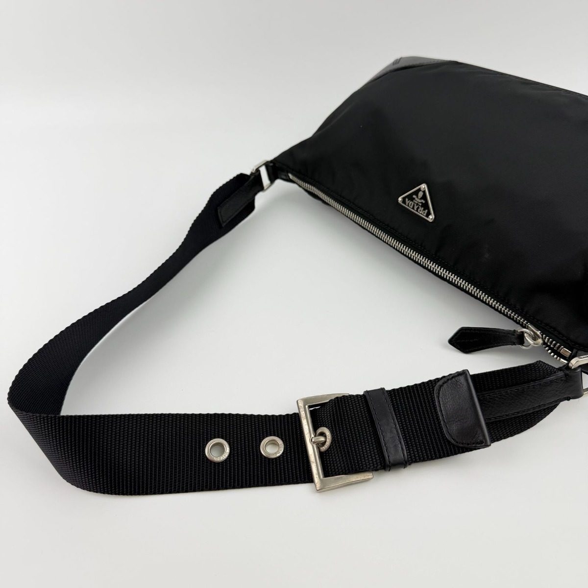 Prada Shoulder Bag Black Nylon Leather Vintage — view 11