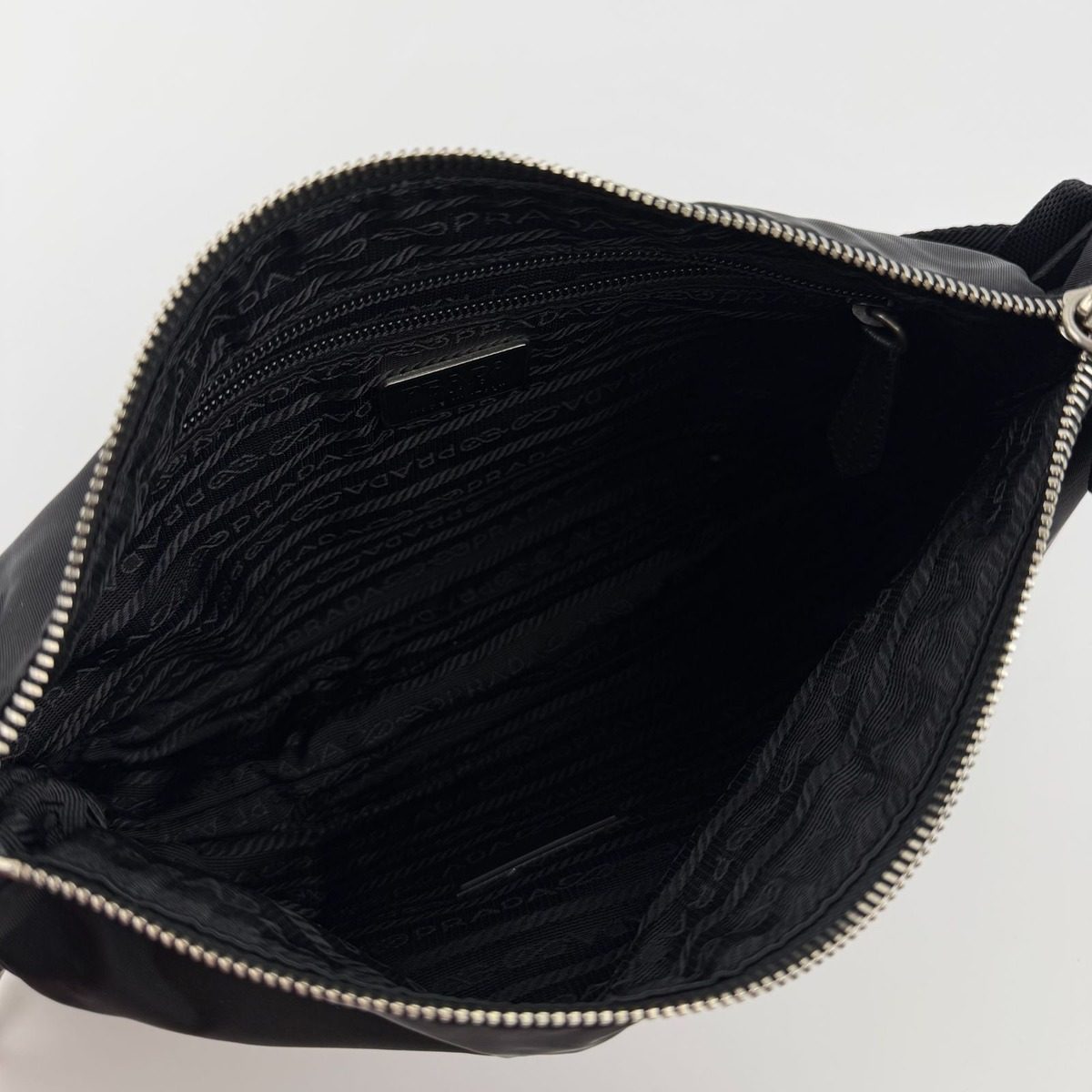 Prada Shoulder Bag Black Nylon Leather Vintage — view 14
