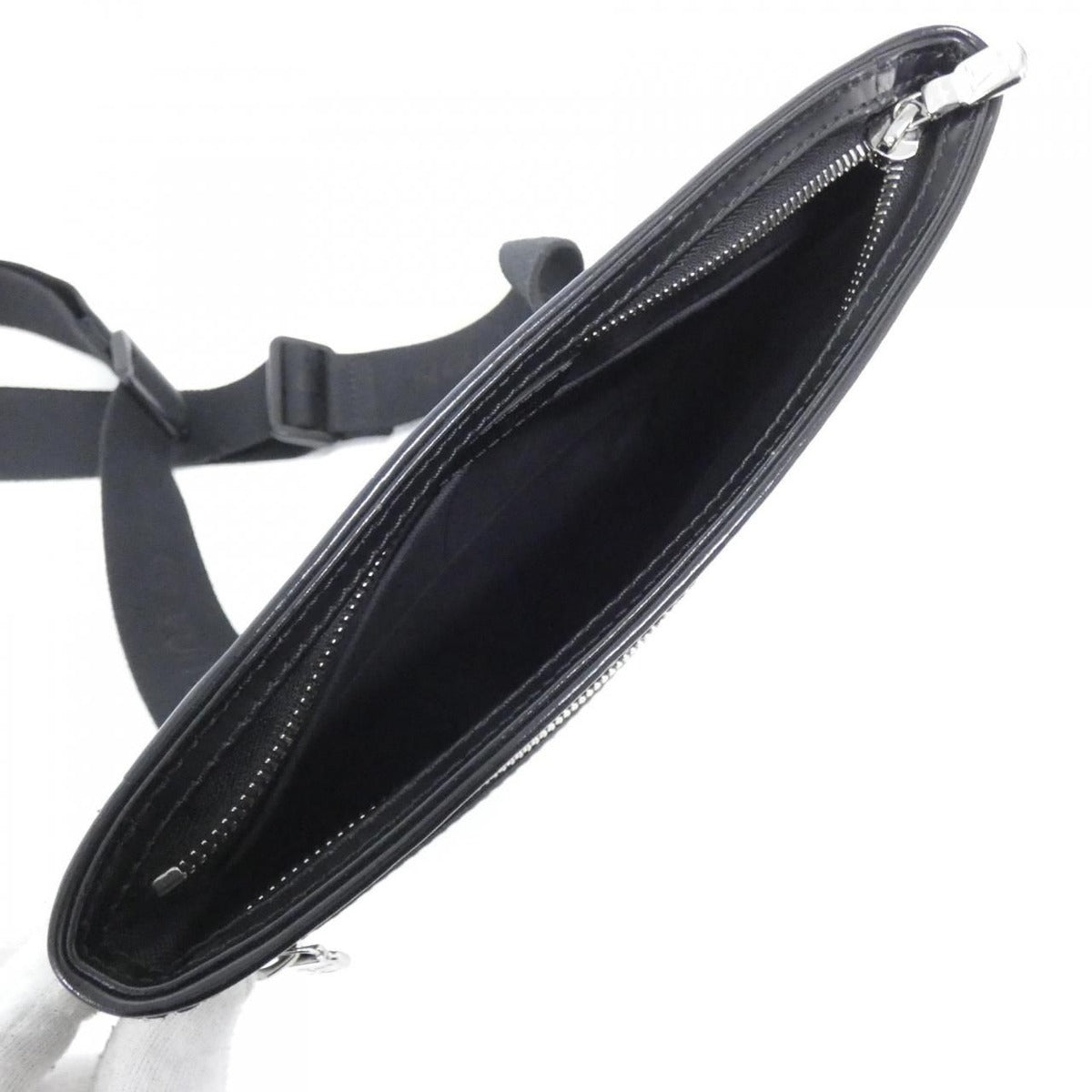 Louis Vuitton Damier Graphite Thomas Shoulder Bag — view 8
