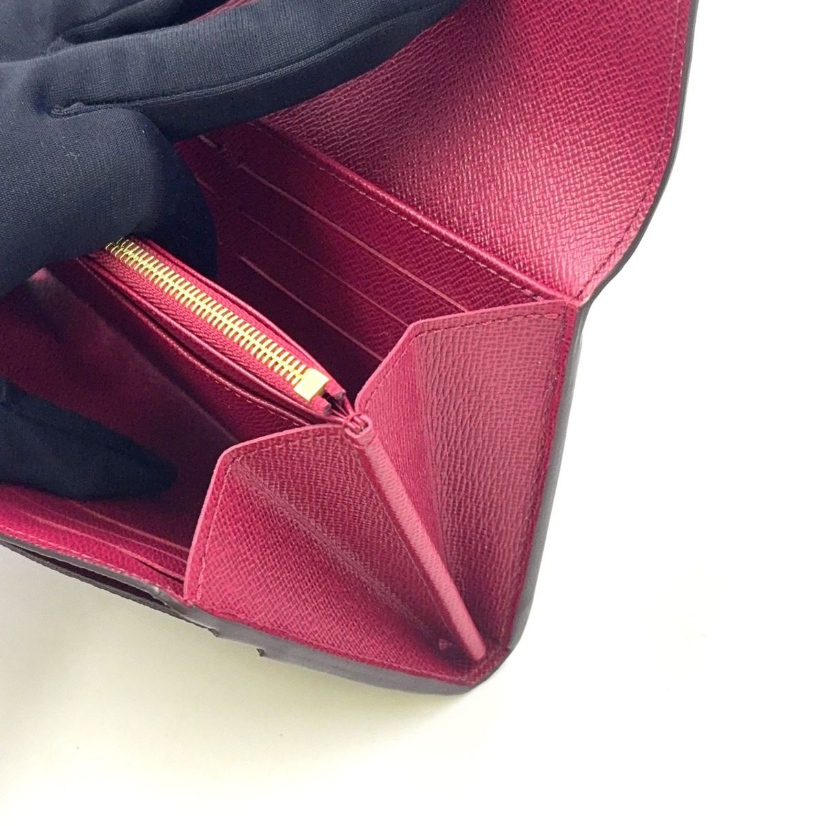 Louis Vuitton Portefeuille Sarah Monogram Fuchsia Pink Purple Brown Bifold — view 14