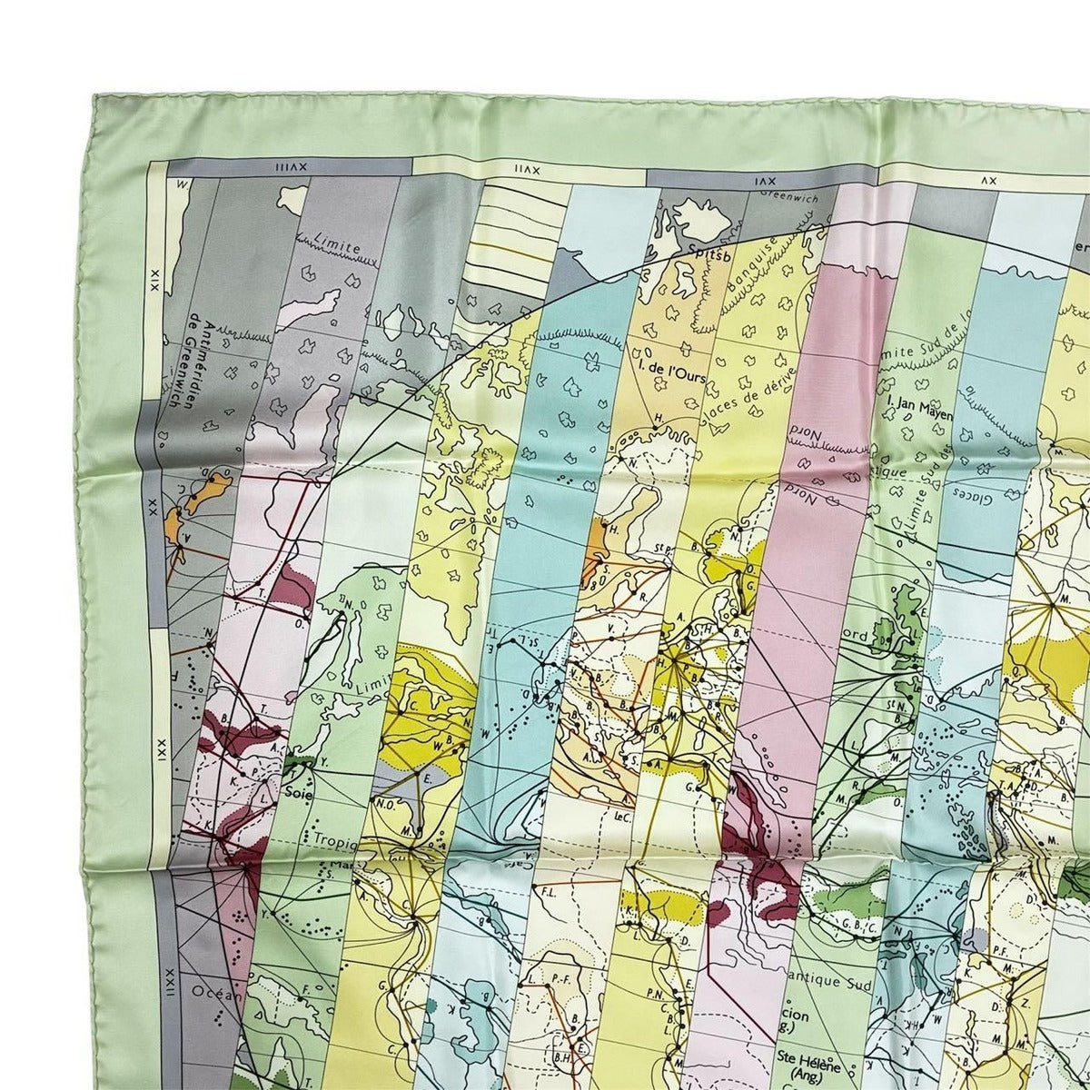 Hermes Carre 90 Scarf le Monde Est Vaste Pattern 100% Silk Green — view 2