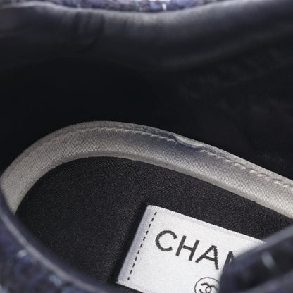 Chanel Sneakers CC Logo 42 Fabric Suede — view 11