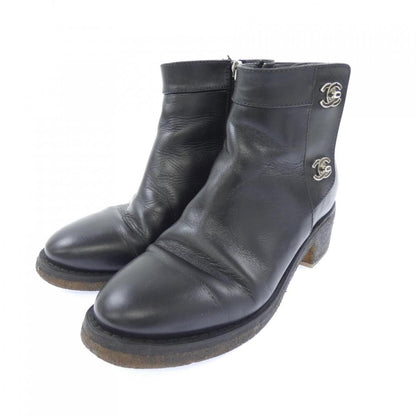 Chanel Turnlock Boots Black 37 — view 3