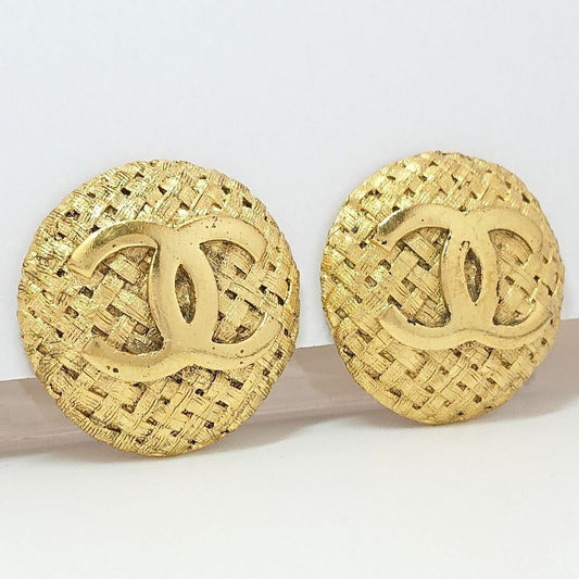 Chanel Vintage Earrings CC Logo Gold 29