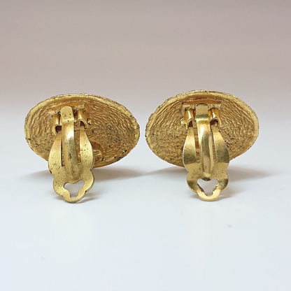 Chanel Vintage Earrings CC Logo Gold 29 — view 12