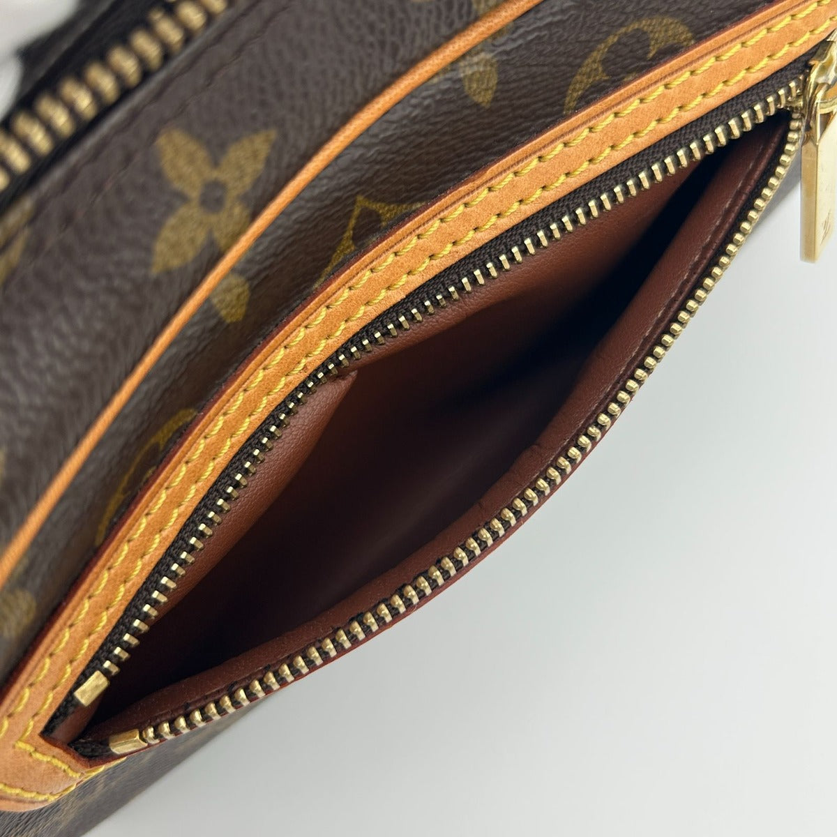 Louis Vuitton Monogram Pochette Cite — view 12