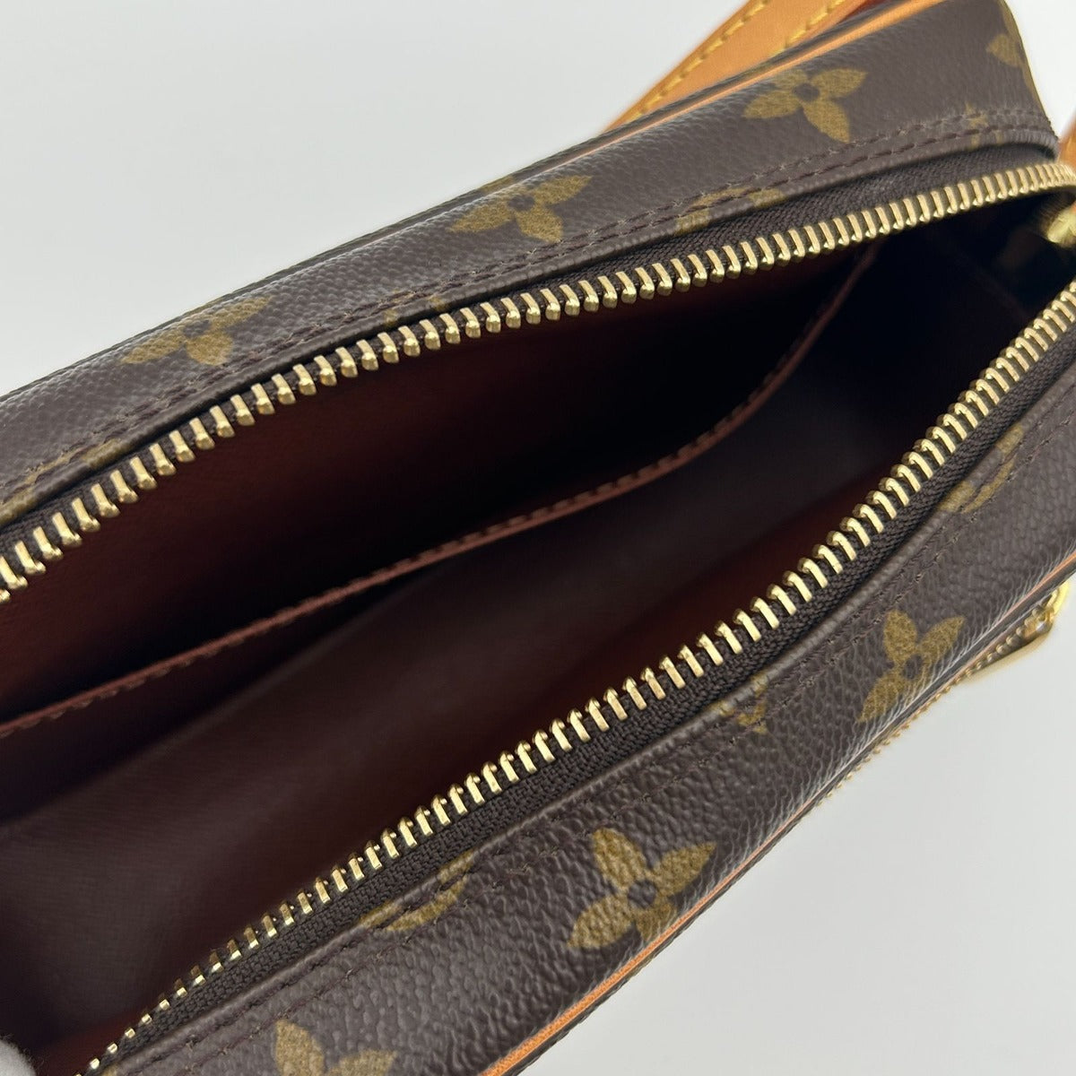 Louis Vuitton Monogram Pochette Cite — view 13