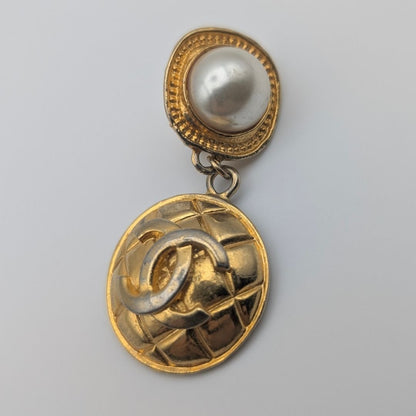 Chanel Earrings CC Logo Quilted Faux Pearl Swing Single Ear