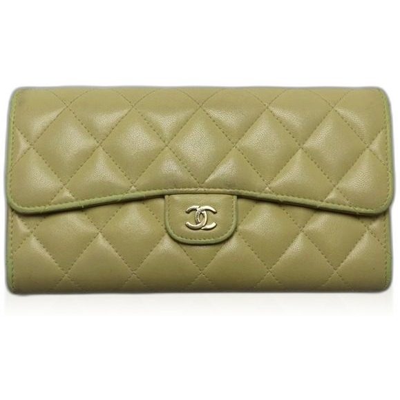Chanel 25 Quilted Leather Bifold Wallet