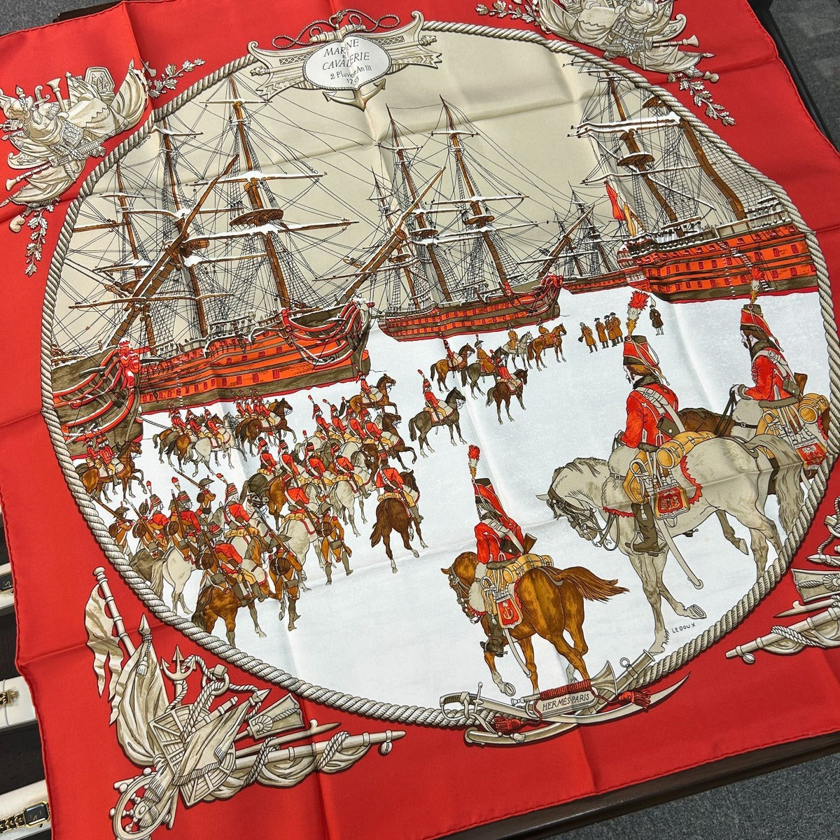 Hermes Carre 90 Red Sea and Cavalry — view 3