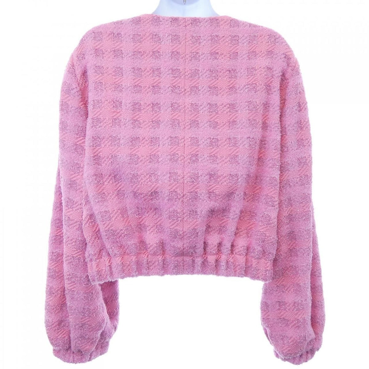 Chanel Look 7 no Collar Jacket — view 2