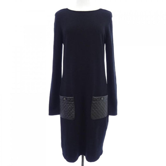 Chanel Size 40 Black Dress
