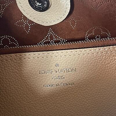 Louis Vuitton Monogram Carmel Hobo Mahina Leather Shoulder Tote Bag