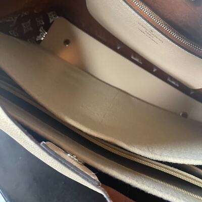 Louis Vuitton Monogram Carmel Hobo Mahina Leather Shoulder Tote Bag