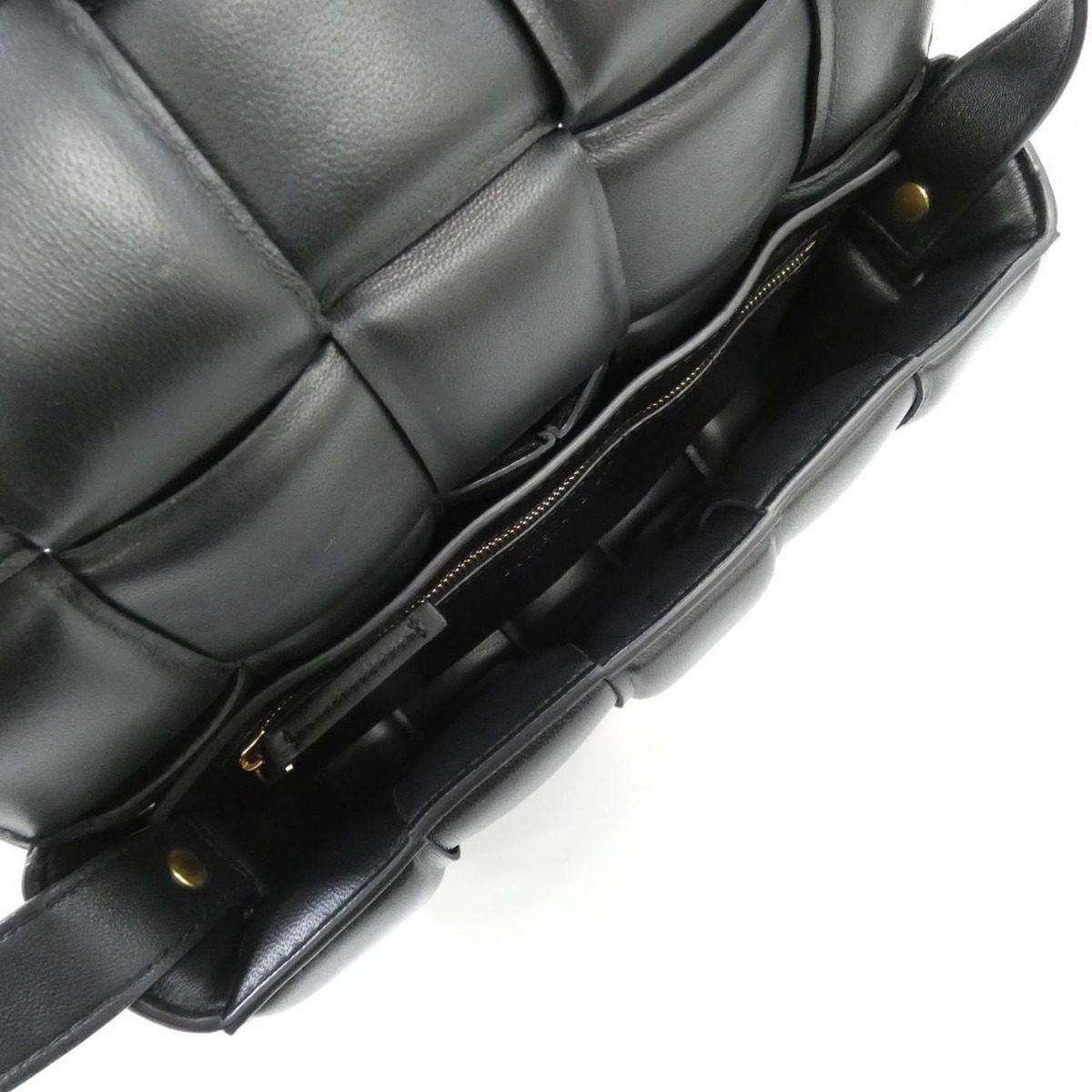 Bottega Veneta Shoulder Bag — view 6