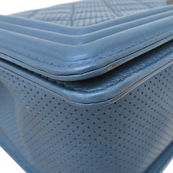 Chanel Shoulder Bag Boy Chanel Calf Metallic Blue Silver Hardware Blue Shoulder