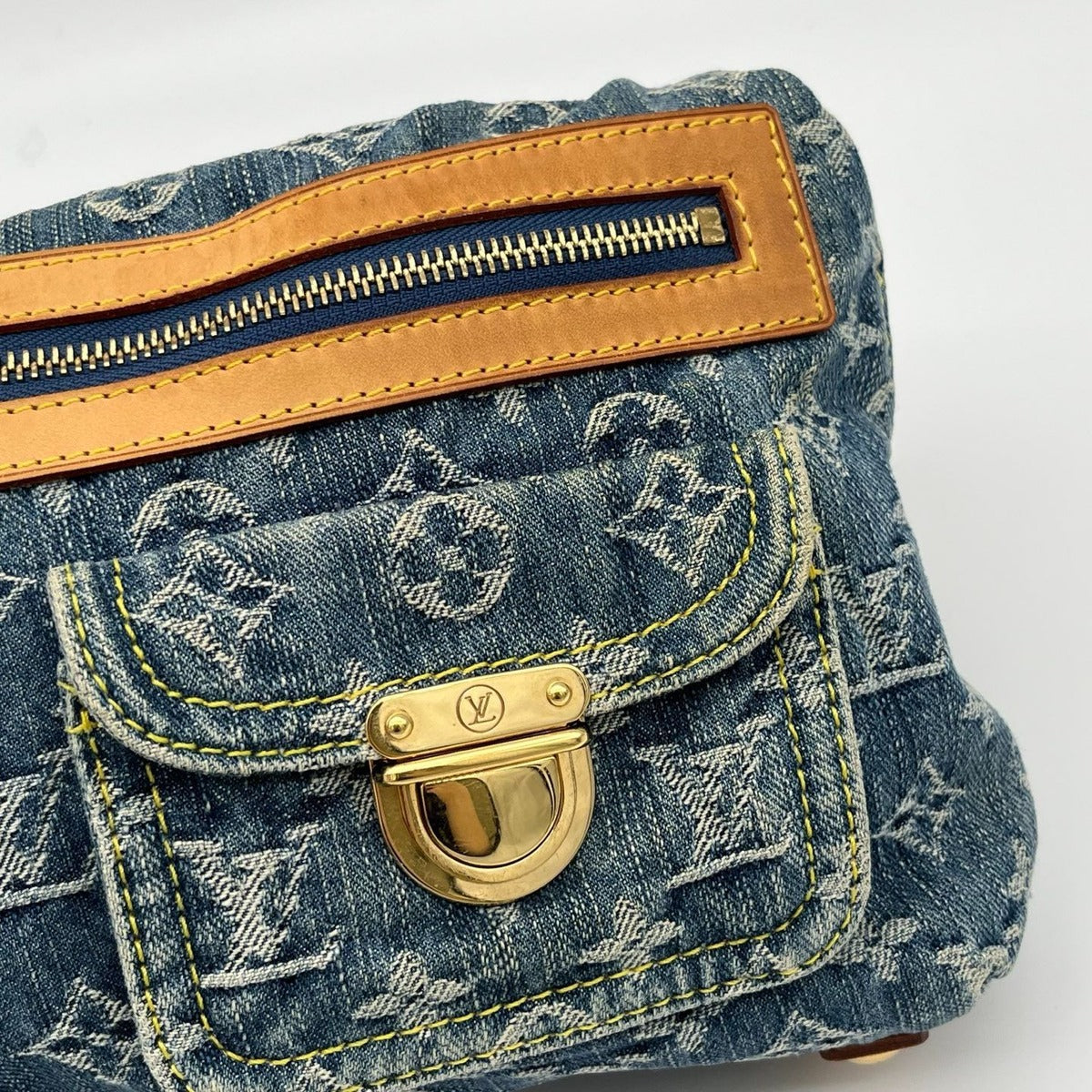 Louis Vuitton Monogram Denim Baggi Shoulder Bag — view 10