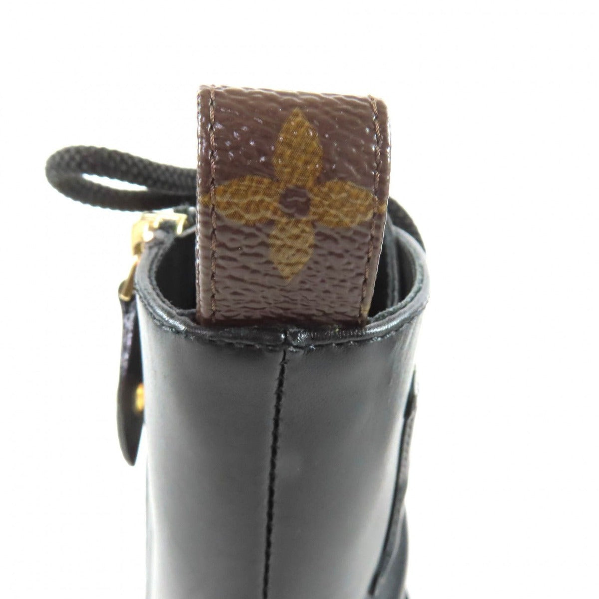 Louis Vuitton Citizen Leather Black — view 11