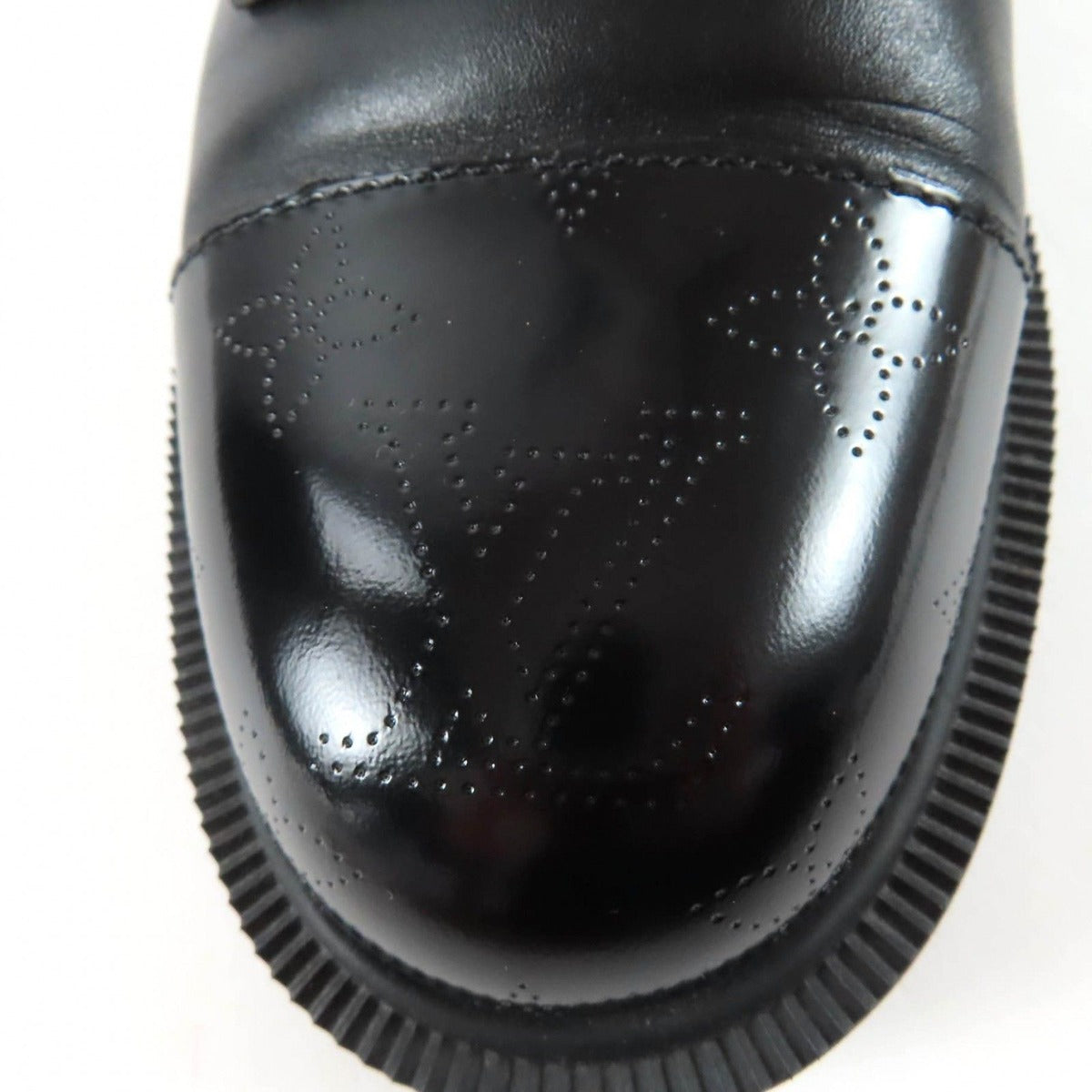 Louis Vuitton Citizen Leather Black — view 10