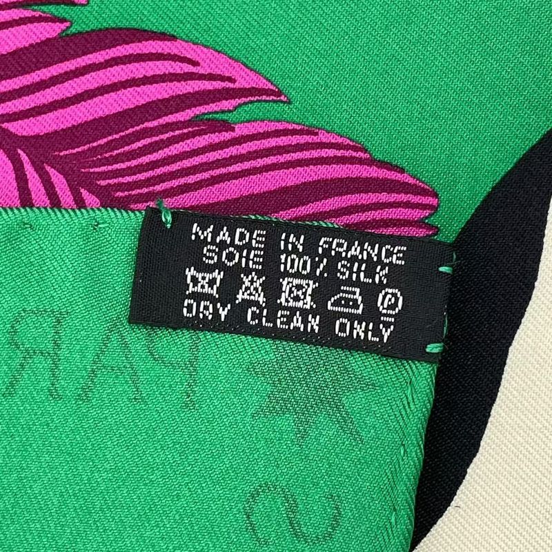 Hermes Carre 90 Zebra Pegasus Scarf Green Silk