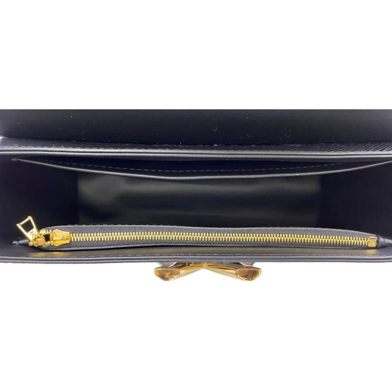 Louis Vuitton M22773 Twist MM Epi Noir Black Handbag with Strap Box and Storage