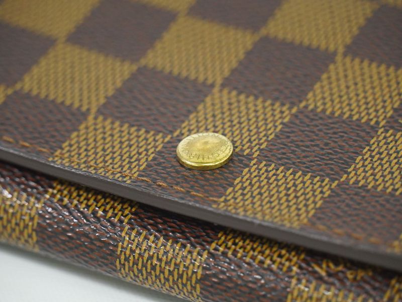 Authentic Louis Vuitton LV Porte Monet Bier Trésor Damier Ebène Fold Wallet