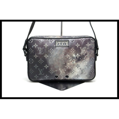 Louis Vuitton Alpha Messenger Shoulder Bag