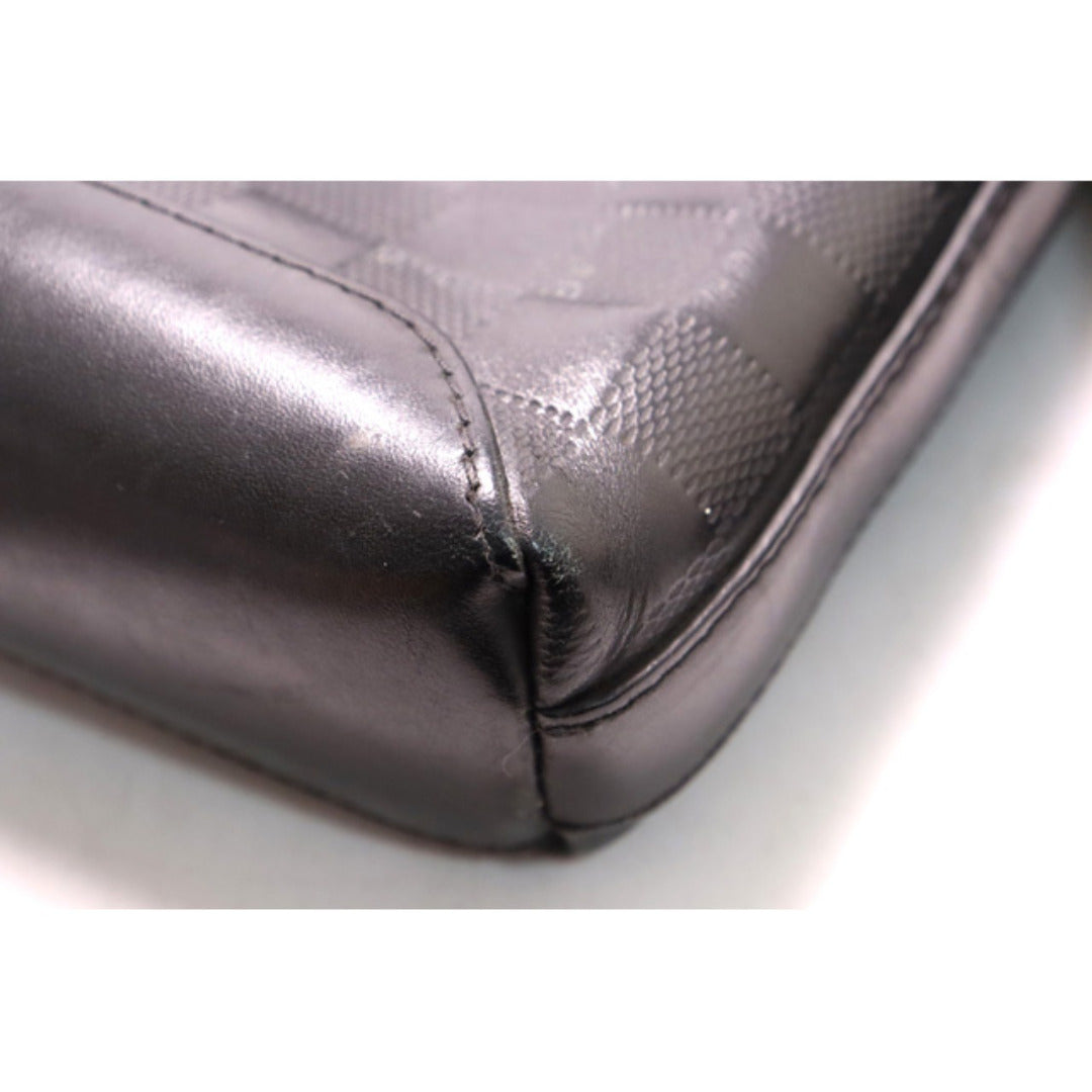 Louis Vuitton Discovery Messenger BB
