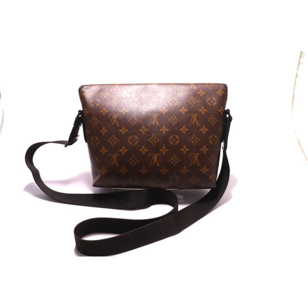 Louis Vuitton Magnetic Messenger Shoulder Bag