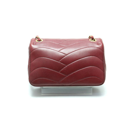 Chanel Wave Stitch Push Lock GD Metal Fittings