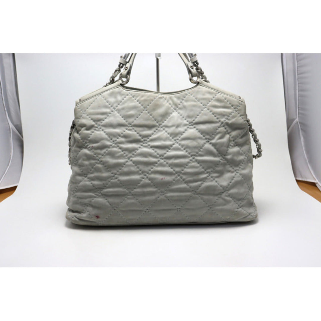 Louis Vuitton No 16 Jumbo CC Logo Metal Fittings Handbag