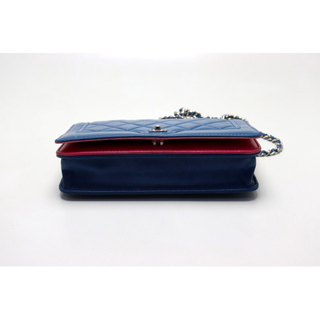 Chanel Quilted Metal Fittings Chain Wallet